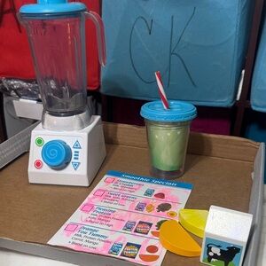 Blue and White Toy Blender Set